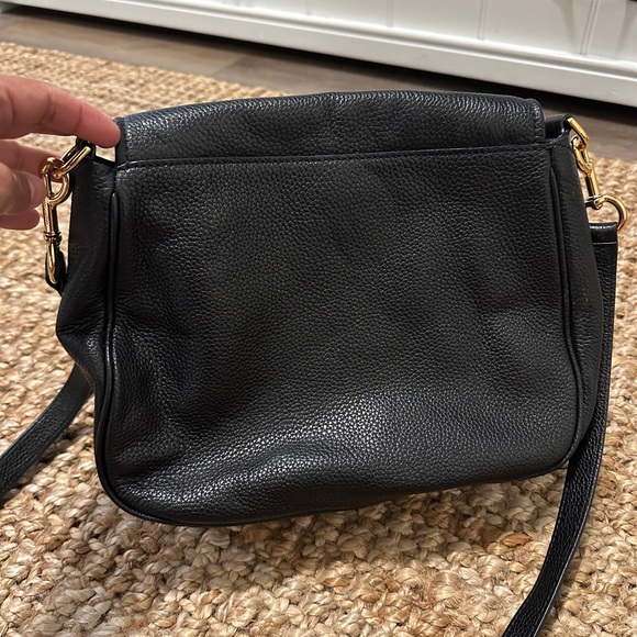 Black Marc Jacobs crossbody purse - Picture 2 of 7